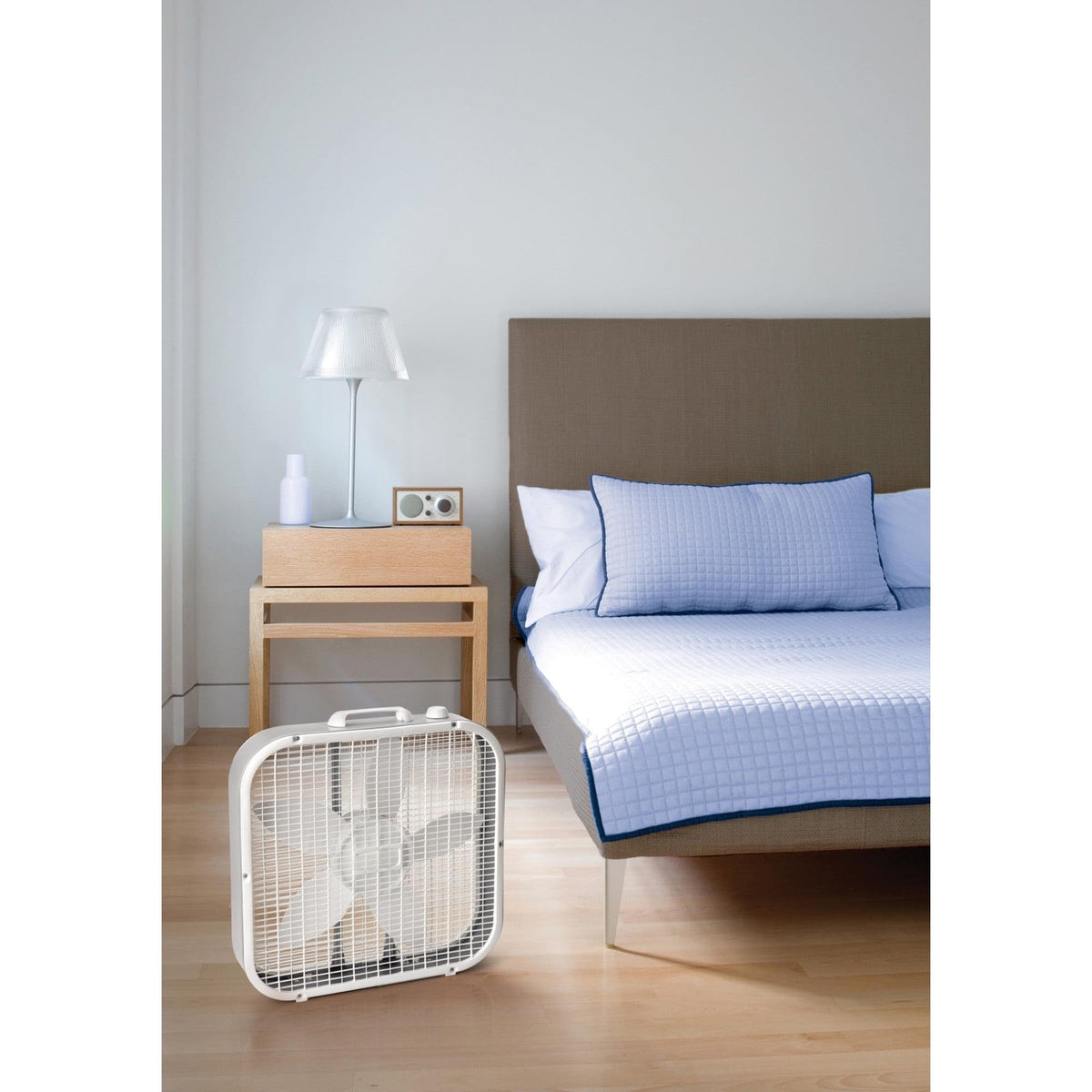 20 Inch White Box Fan C706
