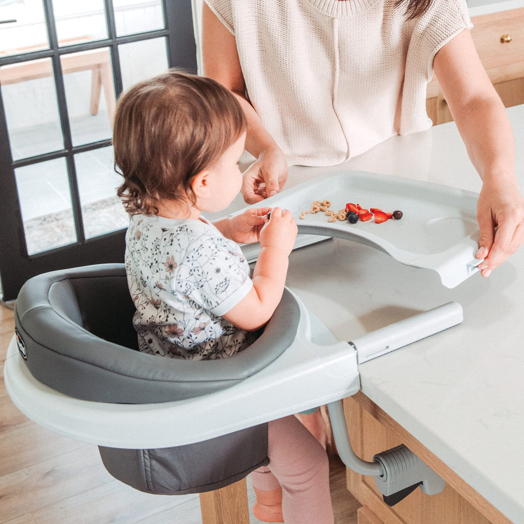 Hook-On High Chair with Tray K280